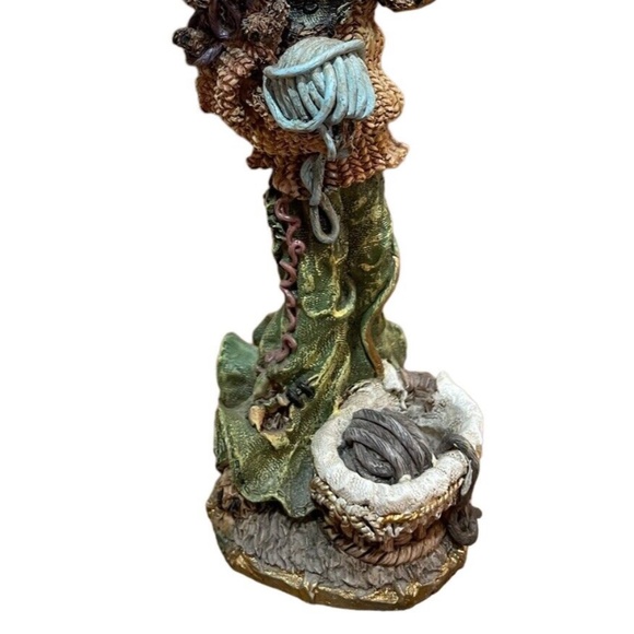 Bear Holding Kitten Resin Figure Christhomas Corp. 7" Tall - Picture 2 of 7